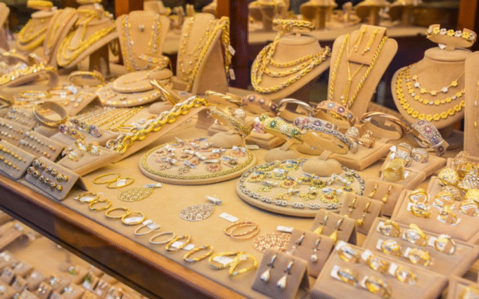 Let's check How much gold jewelry can be brought from abroad without paying duty Image.png